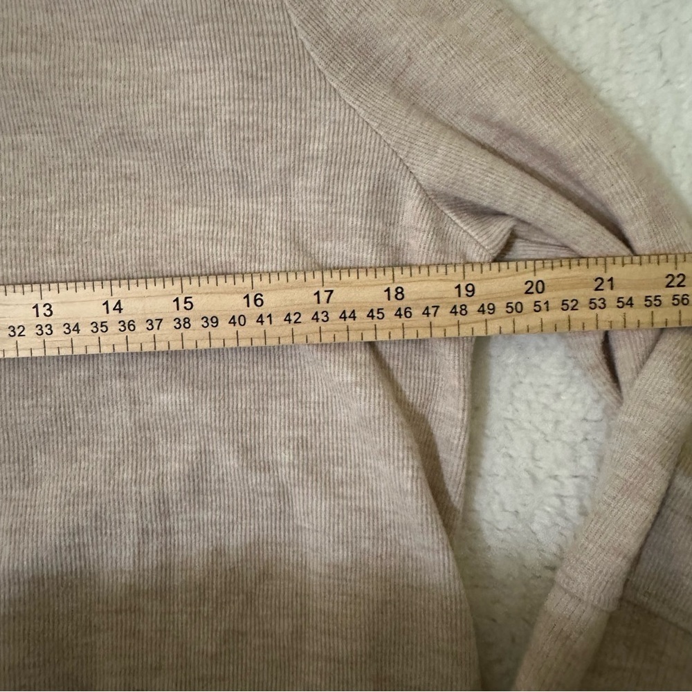 Simply Vera Wang Cream Turtleneck Knit Sweater - Picture 6 of 7